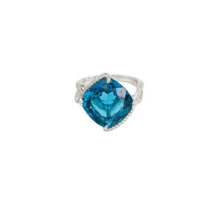 Blue topaz ring  with diamonds